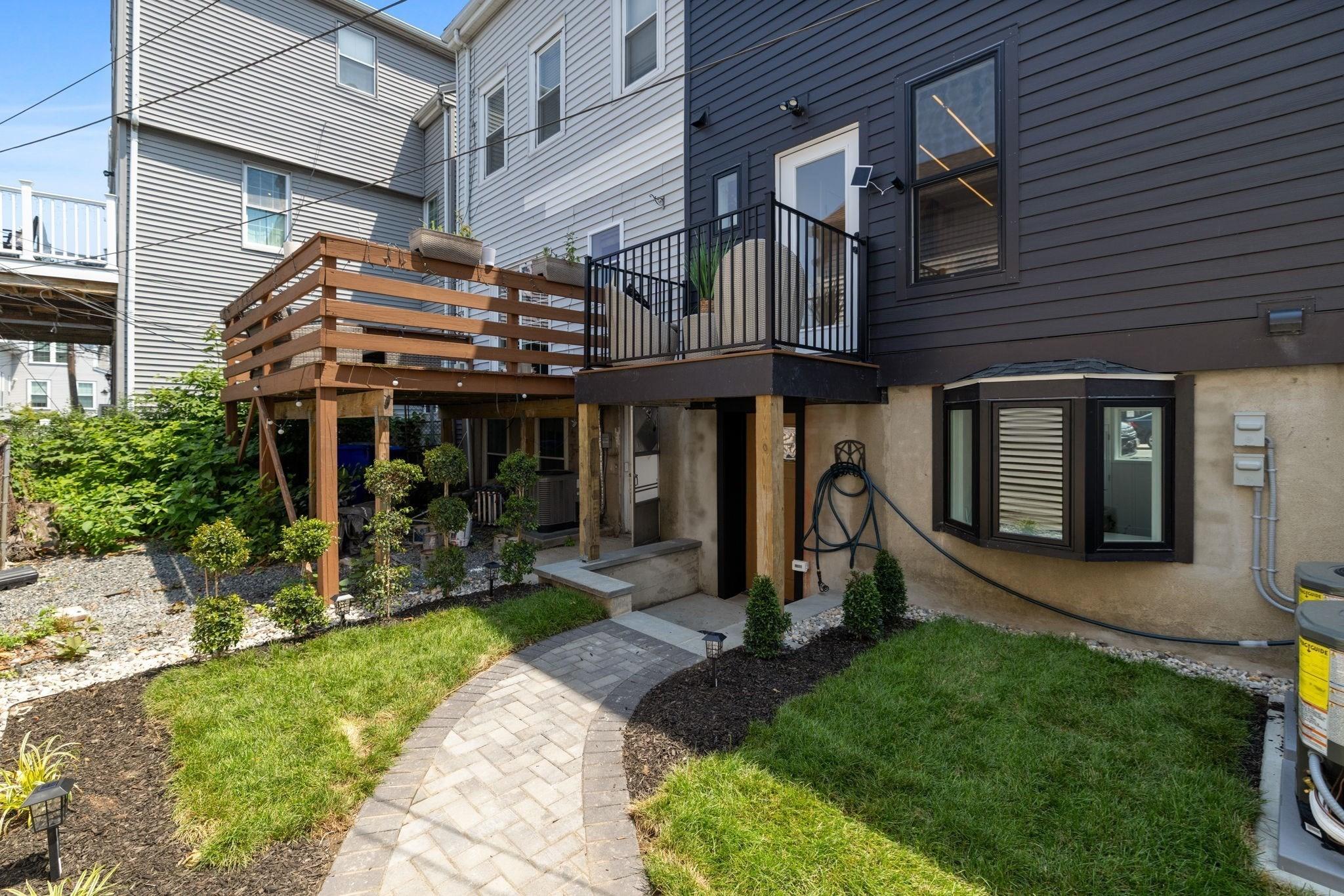 South Boston Seaside Residence — photo 4 of 18